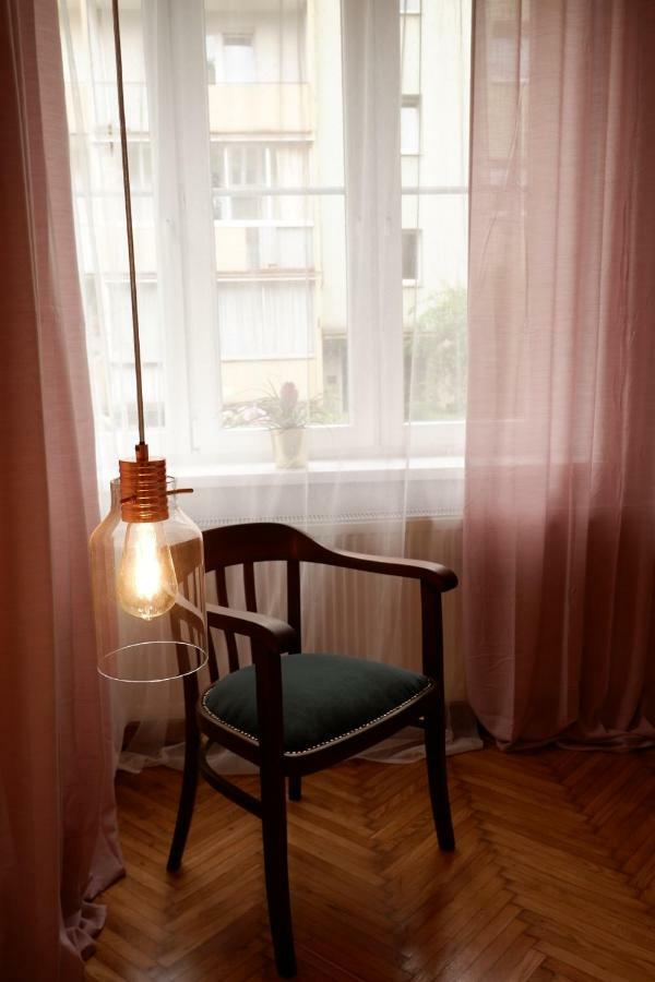 Singer Apartment Old Town Краков Экстерьер фото